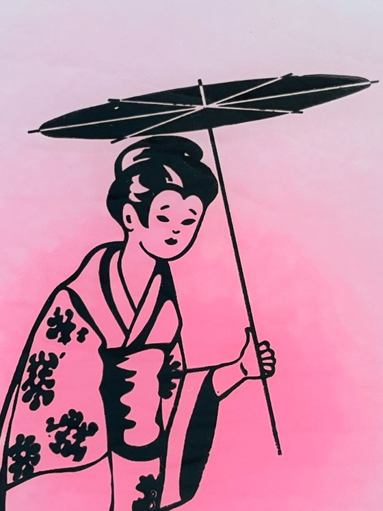 Image 1 of Tavolino vintage in stile giapponese con decorazioni a tema geisha.