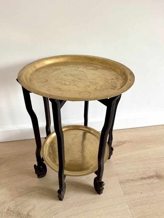 Image 1 of Table à thé asiatique ancienne avec bols en bronze