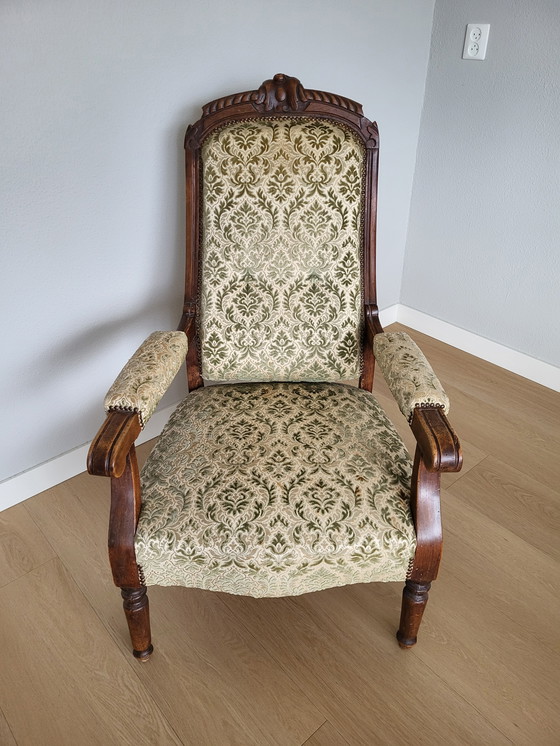 Image 1 of Beautiful antique chair in Louis XV style.