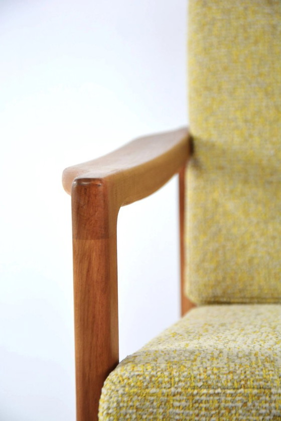 Image 1 of gevlekte gele BZ fauteuil