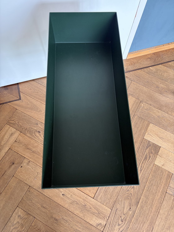 Image 1 of Ferm Living Plant Box grüner Pflanzkasten