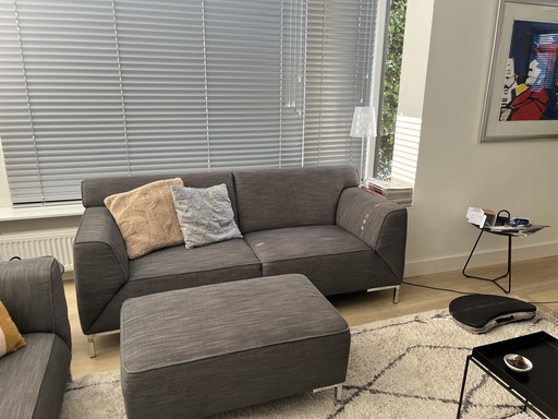 Twee banken 2,5 zits en hocker