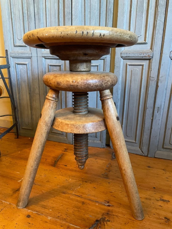 Image 1 of Hermoso taburete giratorio taburete francés antiguo