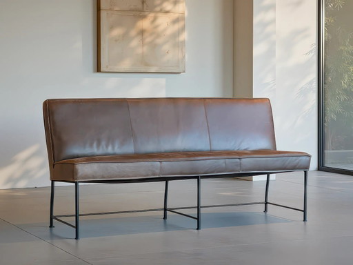 mangiare Lupertazi – RT Design, bankjes, Leather