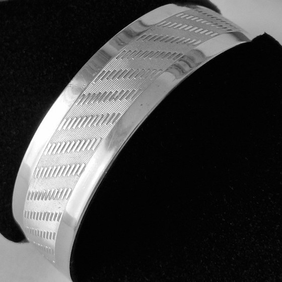 Friedrich Speidel - Bracciale Vintage Largo in Argento – Oggetti decorativi (photo 2 of 7)