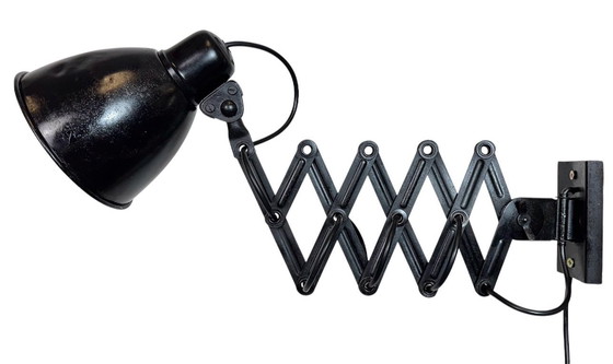 Image 1 of Lámpara de pared industrial de tijera negra, años 50