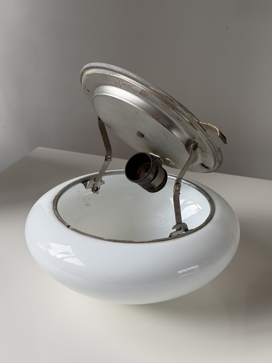 Image 1 of Bauhaus Jaren ‘20 Opaalglas Plafondlamp