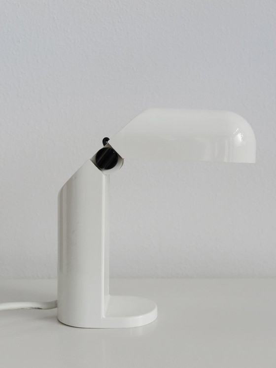 Zwart-witte plastic Tafellampen, Italië, jaren '60, set van 2 – Kunststof (photo 18 of 26)
