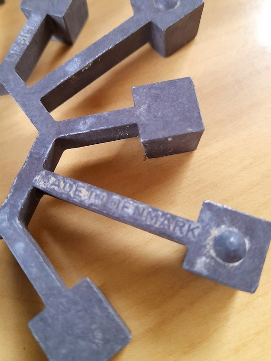 Jens Quistgaard candlestick for Paro, Denmark 1960 – Candle holders, Cast Iron, Metal (photo 4 of 8)
