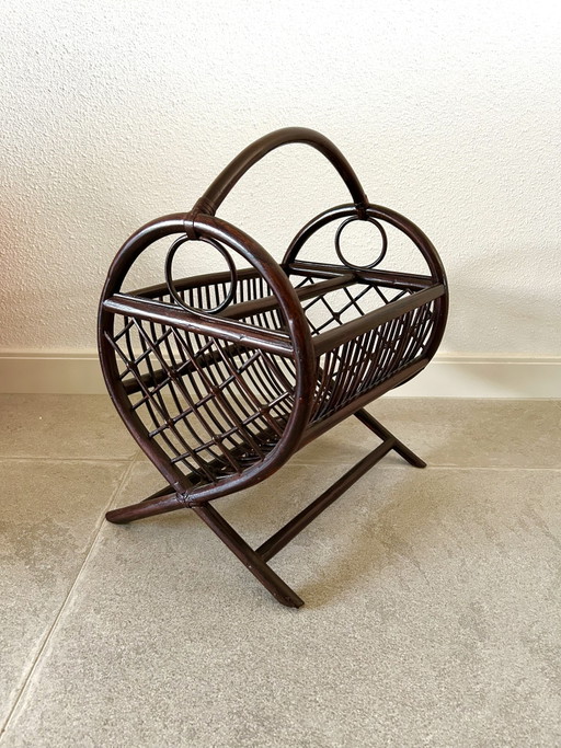 Vintage Zeitschriftenhalter aus Rattan – boekenkasten