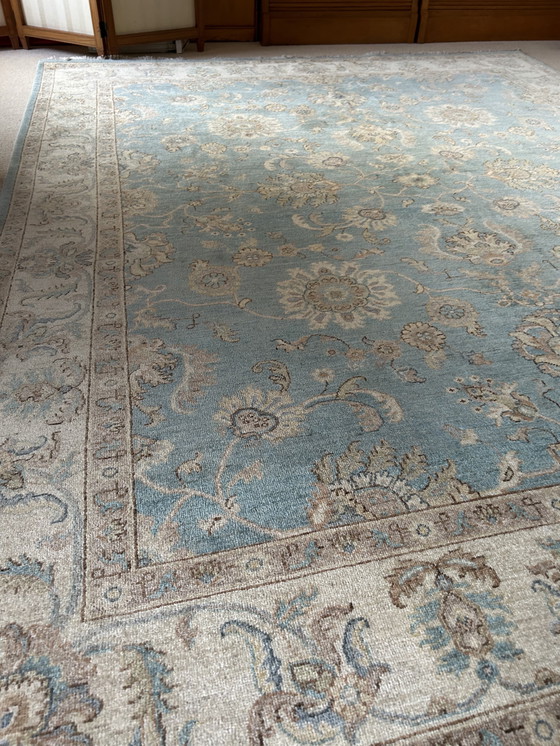 Image 1 of Alfombra Ziegler azul claro de 2,5 x 3 metros.