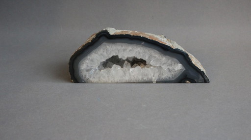 Decoratieve briefgewicht/bureaudecoratie van agaatgeode, gewicht 780 gram