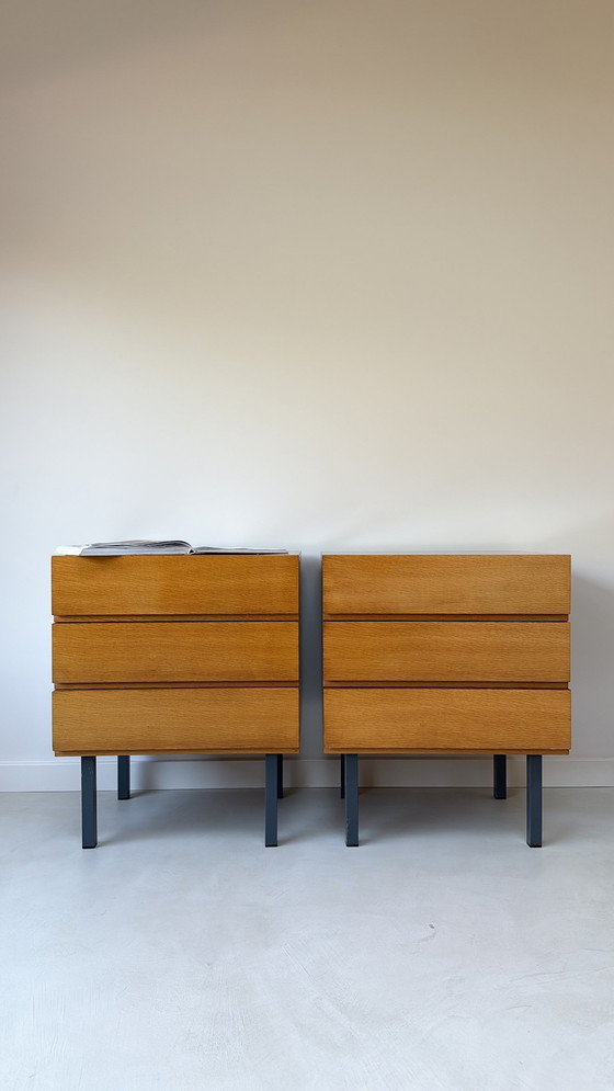 Image 1 of Vintaw wooden bedside table