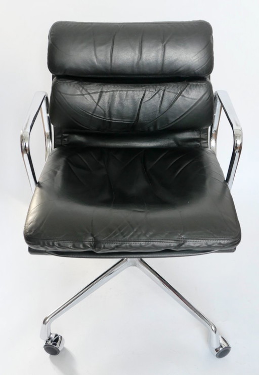 Vintage EA 217 Soft Pad Bürostuhl von Charles & Ray Eames, Herman Miller