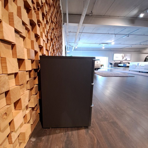 Comodino Nolte Akkeleen in vetro basalto 3 cassetti