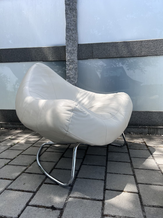 Image 1 of Fauteuil design « Chili » de Paul Falkenberg avec repose-pieds pour Rom AG – cuir véritable (Trentino Off-White)

