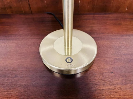 Lámpara de mesa clásica de latón, Lámparas de mesa, Vintage (foto 9 de 9)