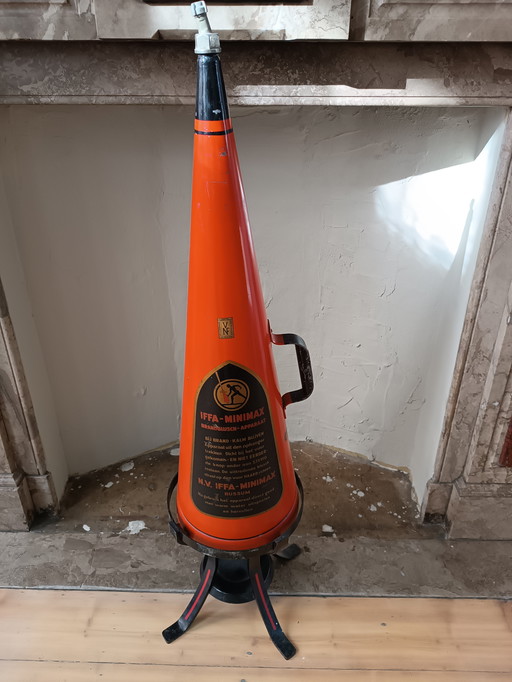 Estintore d'epoca, anni '20.