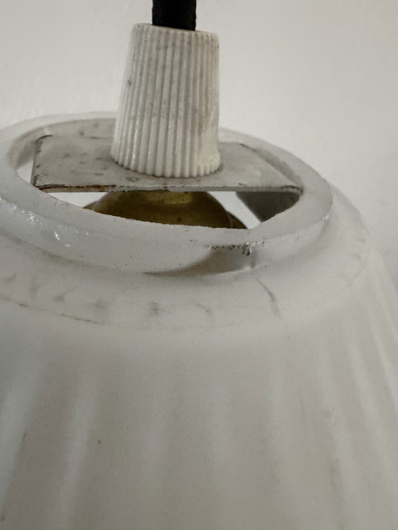 Image 1 of Opaline Scandinavische stijl 60's hanglamp