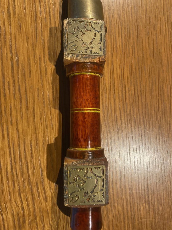 Image 1 of Objet décoratif asiatique inspiré d'un crochet d'éléphant (ankus)