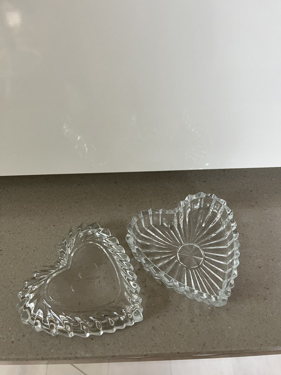 Image 1 of Hartvormig crystal doosje glas