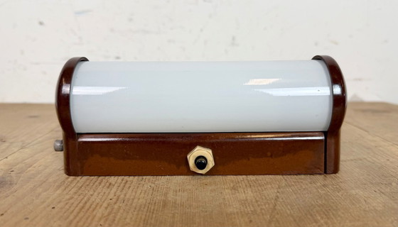 Image 1 of Applique industriale in bachelite marrone con vetro opalino, anni '50