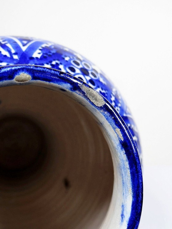 Image 1 of Large Moroccan vase/jar, Fez, handmade Khabia ceramic, 19th-20th century, cobalt