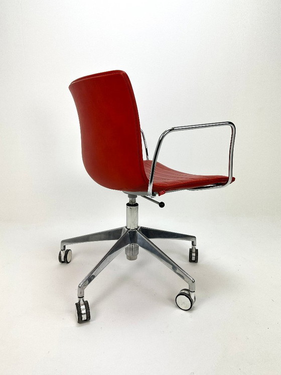 Image 1 of Sedia design Arper Catifa 53