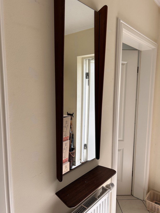 Image 1 of Wandspiegel mit Ablage, Vintage 70er, skandinavischer Stil
