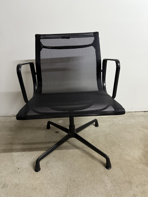 Image 1 of Vitra Eames EA 108 Aluminium Chair Black 1/3 Top & Original