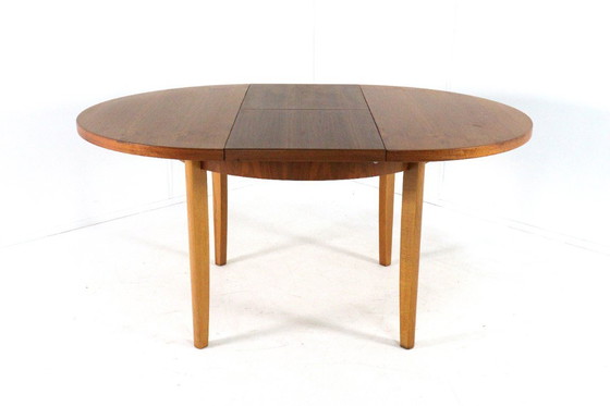 Image 1 of Round extendable dining table 'Rudolstadt' vintage