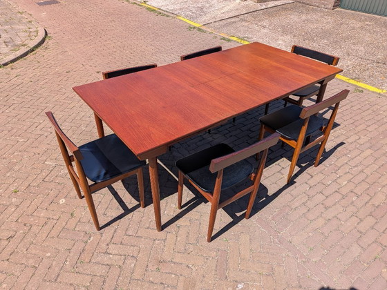 Image 1 of Zeldzame Deens Design 'Longette' Eetkamersuite van Hans Olsen voor Frem Røjle – 6 Nestbare Stoelen