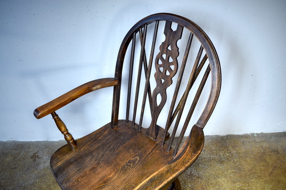 Image 1 of Antique Windsor Wheelback Chair Armchair