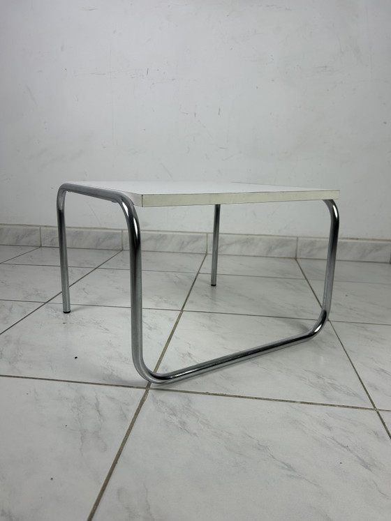 Image 1 of Vintage bijzettafel bauhaus stijl