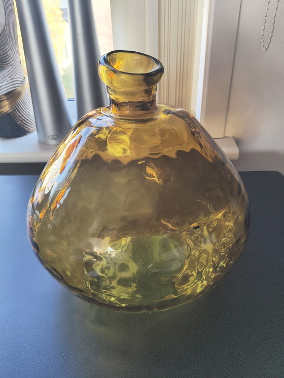 Image 1 of 2881 Vaso brutalista in vetro ambrato di design di J-Line