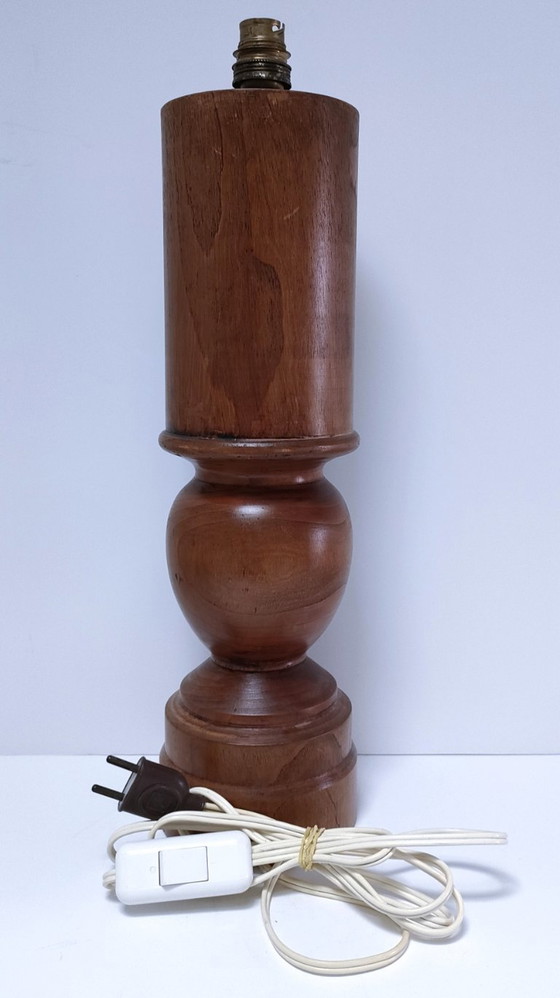 Image 1 of grande lampada in rovere massello con timbro vintage