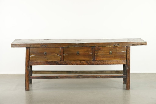 Robust Spanish antique sideboard with 3 drawers from the 18th century