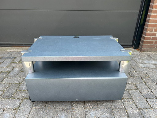 Leolux Verso TV meubel lichtblauw metallic