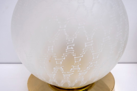 Image 1 of Paire de lampes de table boules en laiton et verre de Murano, Mid-Century Modern, années 70