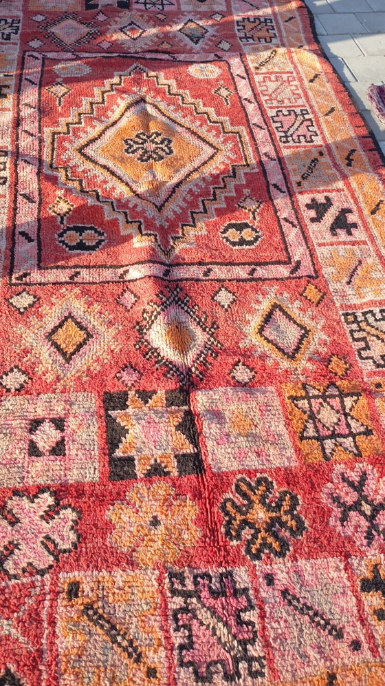Image 1 of Beni mguild Berber rug 326x167 cm