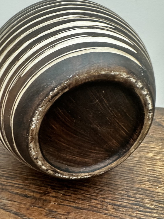 Image 1 of Vase boule vintage ethnique H 20 cm