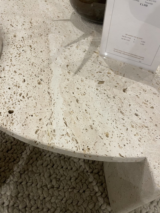 Travertine coffee table Ø90 cm (photo 6 of 7)