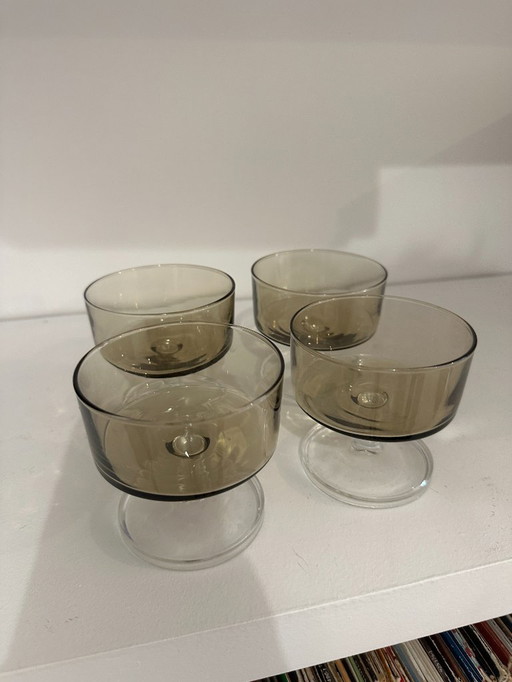 Set of 4 vintage smoked glass glasses - modernist style