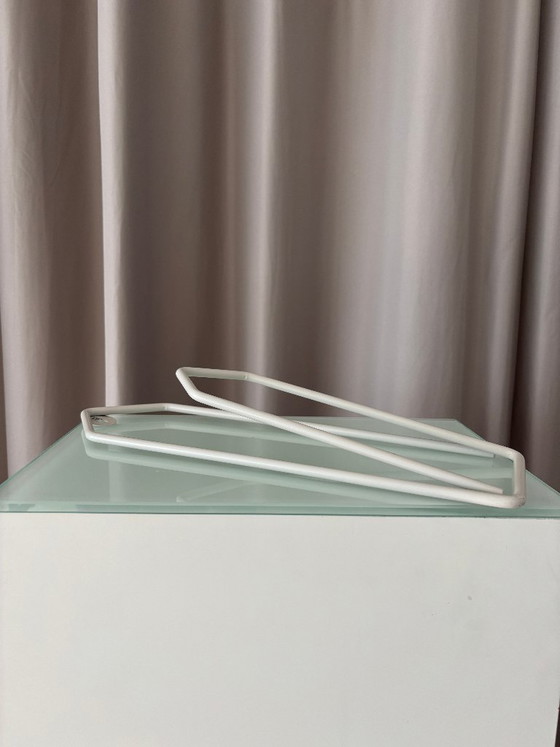 Vintage Minimalist Wall-Mounted Clothes Hanger – White Metal – Wall decoration (photo 7 of 9)