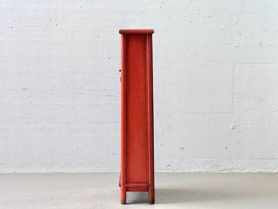 Smal Chinese Bruidskast in Rood – Vintage Lakmeubel – Opbergkast, Wood (photo 13 of 15)