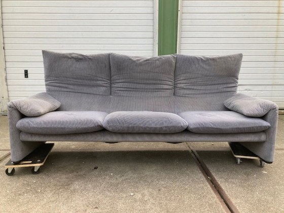 Image 1 of Divano Cassina Maralunga 3 posti, velluto bicolore nero/grigio