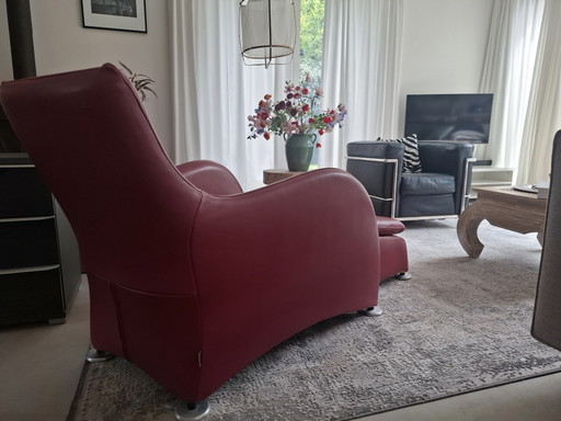 Montis Loge red leather designer armchair + original ottoman, design by Gerard van den Berg – fauteuils
