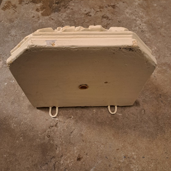 Image 1 of Frans gips wand console 1900