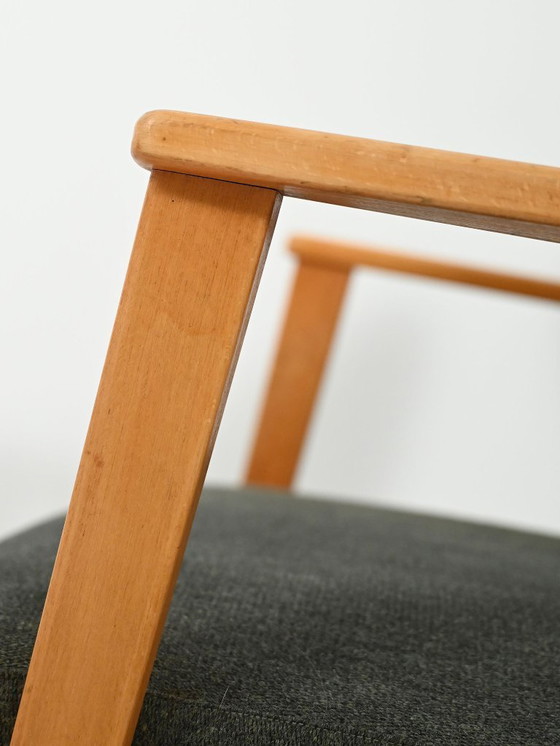 Image 1 of Coppia di poltrone in faggio con rivestimento grigio