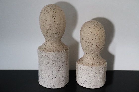 Image 1 of 2 statues BATTUDA en céramique crème mate